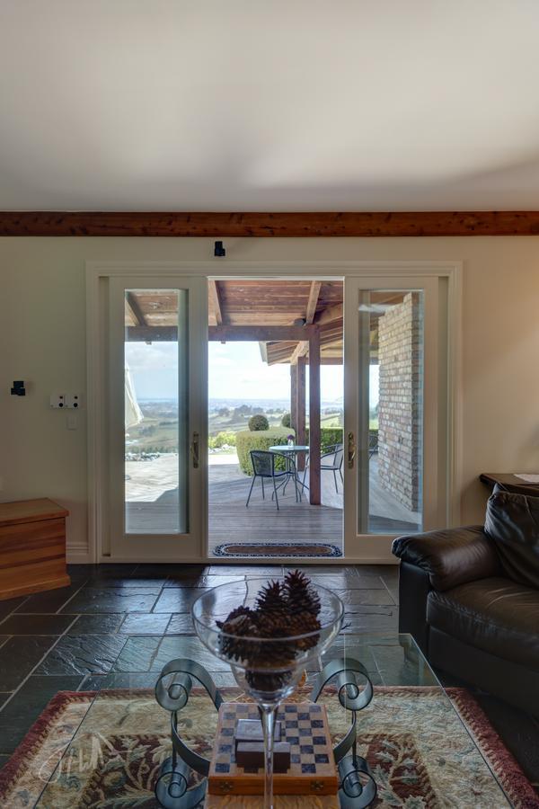 Eagle Ridge Lodge Tauranga Ngoại thất bức ảnh