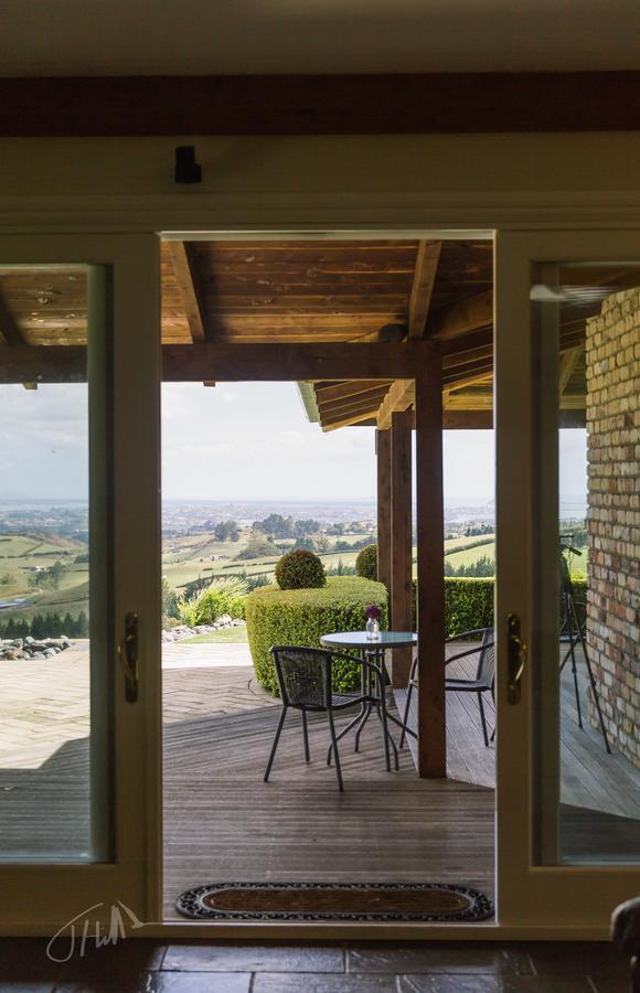 Eagle Ridge Lodge Tauranga Ngoại thất bức ảnh